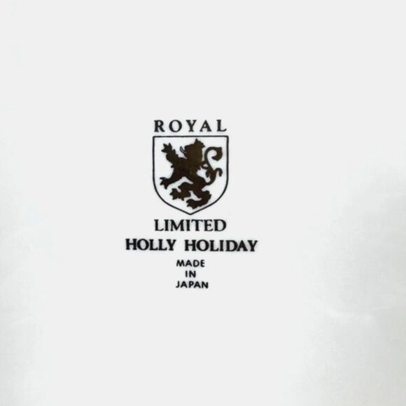 Royal Limited Japan 'Holly Holiday' Dinner Plates-Elegant and Rare-Set of 4 - Picture 7 of 7